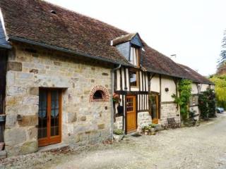 Main House, Guest Gite and Outbuilding