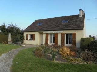 A Very Neat Modern French House