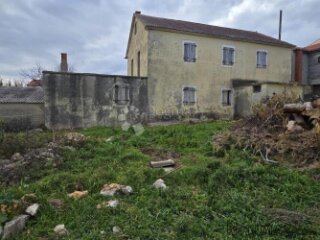 Građevinsko zemljište u Privlaci – Top lokacija za gradnju!