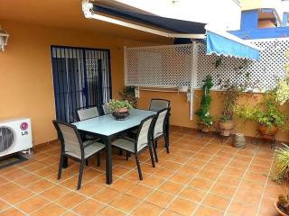 Apartment - BEAUTIFUL 2 BEDROOM, 1..