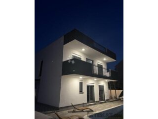Luksuzna vila Vodice