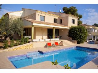 6 Bedrooms - Villa - Alicante - For Sale