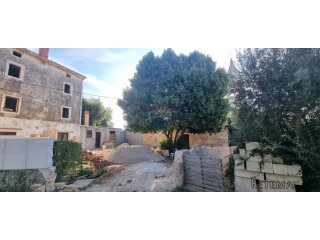 Istra, Krnica kuća za adaptaciju na odličnoj lokaciji