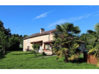 Pretty Stone House Set On 3.5 Hectares..