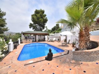 5 Bedroom Villa For Sale Situated In El..