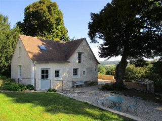 3 Houses With Swimming Pool, Views And..