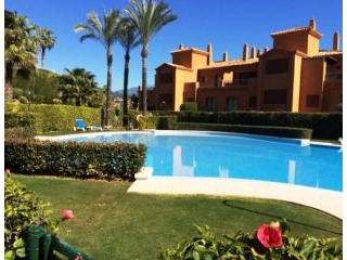 2 bedroom Apartment For Sale: Near..