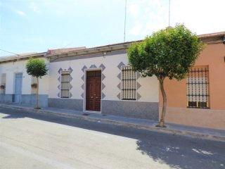 4 Bedrooms - Casa - Alicante - For Sale