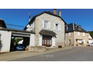 Correze, Meilhards - Spacious 4 bedroom..