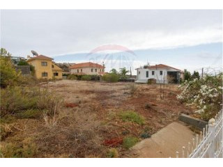 Plot of Land for Building - For Sale -..