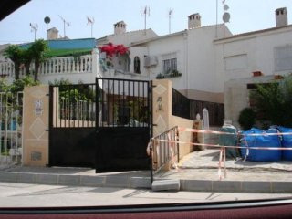 2 Bedrooms - Chalet - Alicante - For..