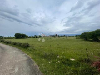 Gradjevinski teren - Slivnica gornja, samo kod nas!