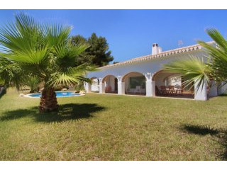 Stunning detached traditional style..