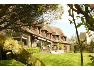 Vast Property in Private Surroundings