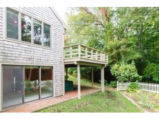 2 bedroom Flat For Sale: 2 Landfall..
