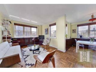 2 bedroom Apartment For Sale: 63 EAST..