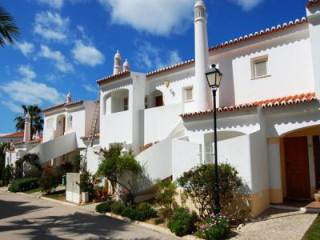 Reduced one bedroom apartment for sale..
