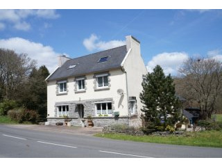 5 Bed Detached House, Gite, Studio