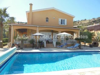 Fabulous 4 Bed Detached,Sea Views Peyia