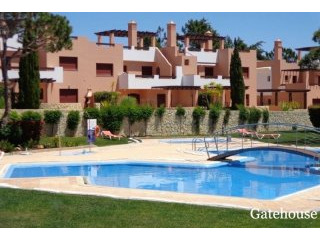 4 Beds Townhouse For Sale In Vila Sol..