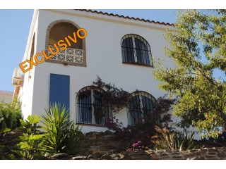 Country Houses for Sale in Competa..