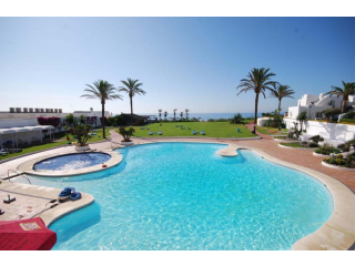 3 bedroom town house for sale
