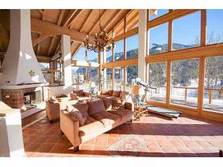 Luxurious villa on a sunny slope in the..