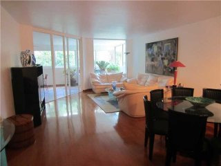 3 bedroom Flat For Sale: 141 CRANDON BL..