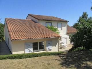 Large 5 Bed Detached House With Super..
