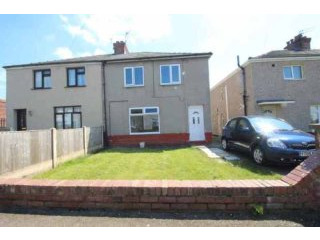 3 bedroom, Semi-detached House house..