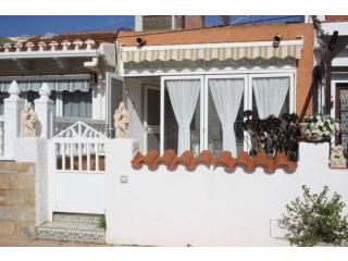 Bungalow for sale in Los Urrutias