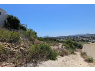 Large building plot with fabulous sea..