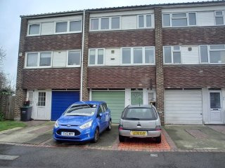 - Kent - For Sale