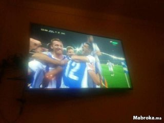 IPTV & VOD 1 ans pour ouvrir les chaine..