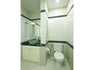 Villa with private pool near center..