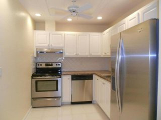 10098 40th Dr S #284, Boynton Beach, FL..