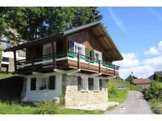 Traditional Little 2 Bedroom Chalet..
