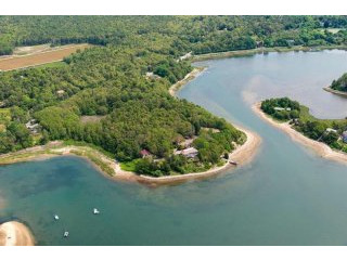 9 bedroom House For Sale: 681 Head Of..