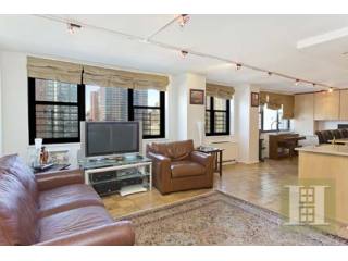 3 bedroom Apartment For Sale: 340 EAST..