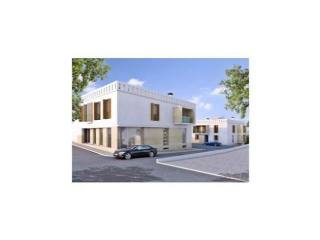 Building plot with 590 sqm with a..