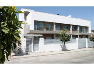 2 bedroom, 2 bathroom Apartment, (build..