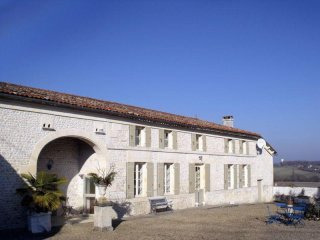 4 Bedroom Farm House For Sale