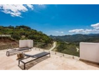4 Bedrooms - Villa - Malaga - For Sale