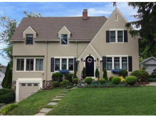 4 bedroom House For Sale: 3 Ferncliff..