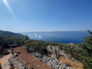 Starigrad-Paklenica-građevinsko zemljište na top poziciji!
