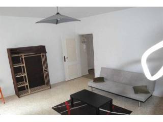 Flat For Sale: 86000 POITIERS