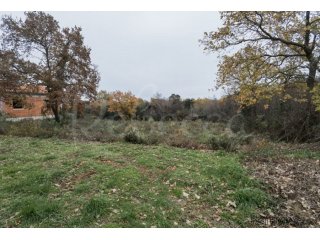 Valtura, građevinsko zemljište 500 m2