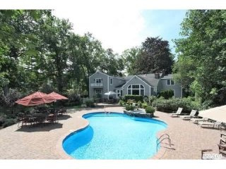 5 bedroom House For Sale: 1 Devereaux..