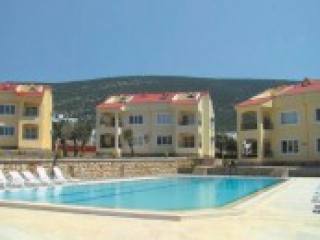 Summer Breeze 2 bed Duplex apartments..