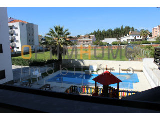 3 Bedrooms Flat For Sale - Santarem